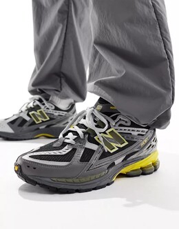 Кроссовки New Balance 1906 темно-серого и желтого цвета 132730658 | grau