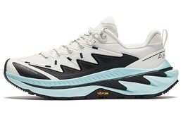 Кроссовки женские Wild PRO Running с низким верхом цвета слоновой кости / черного цвета / мятно-синего цвета Anta 922425512-7 | ivory / base black / mint blue