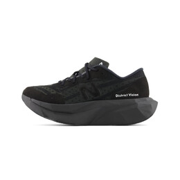 Кроссовки District Vision X NB FuelCell SC Elite V4 женские с низким верхом, черные/белые New Balance wrceldv4 | black/white
