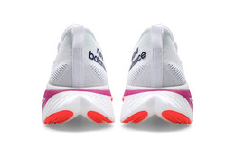 Кроссовки New Balance NB FuelCell Series Женские wrcelle3