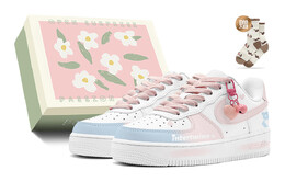 Женские кроссовки для скейтбординга Nike Air Force 1, 	 Pink dh2920-111(teams-小熊爱心铃铛女s-box) | 	 pink