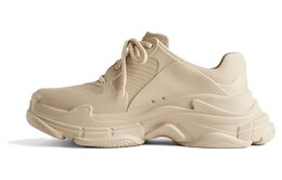 Кроссовки женские Balenciaga Triple S Lifestyle, бежевый 754000w0foi2002 | beige