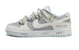 Кроссовки Nike Dunk Skateboarding Shoes Unisex Low-top Grey/white, серый/белый hf0730-160(team246-男女款白龙马） | gray/white