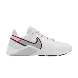 Кроссовки Nike Wmns Legend Essential 2 'White Football Grey Crimson', серый cq9545 007 | football grey/dark smoke grey/bright crimson