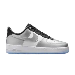 Кроссовки Nike Wmns Air Force 1 07 SE 'Chrome Pack - Metallic Silver', серебряный dx6764 001 | metallic silver/metallic silver/black