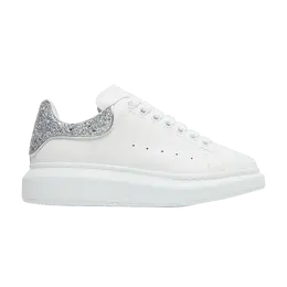 Кроссовки Alexander McQueen Alexander McQueen Wmns Oversized Sneaker 'White Silver Glitter', белый 558945 whtqi 9413 | white/holo silver