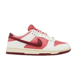 Кроссовки Nike Wmns Dunk Low 'Valentine's Day 2024 Alternate', белый hf0736 161 | sail/team red/medium soft pink/alabaster/coconut milk