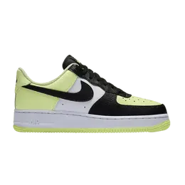 Кроссовки Nike Wmns Air Force 1 Low 'Barely Volt', желтый cw2361 700 | barely volt/black/white