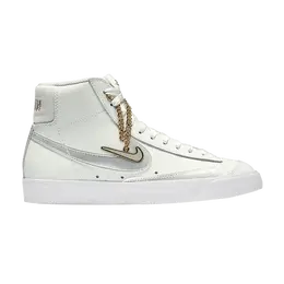 Кроссовки Nike Wmns Blazer Mid '77 'Summit White', белый dd6610 100 | summit white/dark beetroot/white/summit white