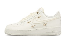 Женские белые кроссовки Nike Air Force 1 для скейтбординга с противоскользящей и износостойкой подошвой fv3654-111（team144-珍珠之恋） | white