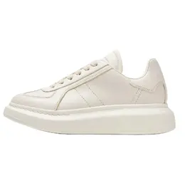 Alexander McQueen Свободные белые женские ретро-кеды 808180whabg9348 | original shoe box included