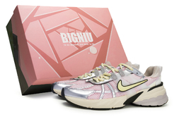 Nike Кроссовки для бега V2K Run с противоскользящей подошвой, износостойкие, женские, серебристые, розовые, желтые fd0736-100(team80-女桃桃青提黄s-box) | silver pink yellow