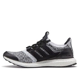 Кроссовки sneakersnstuff x социальный статус x ultraboost se Adidas, черный by2911 | black/white