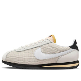 Кроссовки Кортес Nike, коричневый fz4630-100 | light orewood brown/summit white