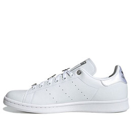 Кроссовки disney x stan smith Adidas, белый gz5988 | cloud white/pantone