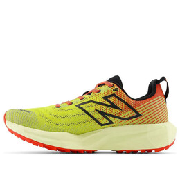 Кроссовки Fuelcell Venym New Balance, зеленый mtvnymy | green/yellow