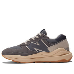 Кроссовки 57 40 New Balance, серый m5740rss | grey/brown