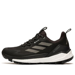 Кроссовки terrex free hiker 2 low gore tex Adidas, черный ig3201 | core black/grey four/cloud white