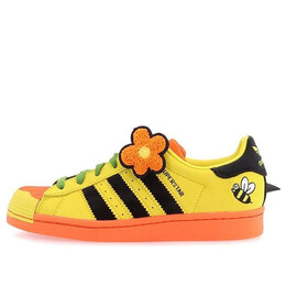 Кроссовки тающая грусть x суперзвезда Adidas, черный fz5254 | black/yellow/orange