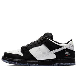 Кроссовки x jeff staple sb dunk low pro Nike, черный bv1310-013 | black/white-green gusto