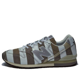 Кроссовки mita sneakers x nb 996 серо-коричневые New Balance, белый cm996mig | creamwhite/brown/green