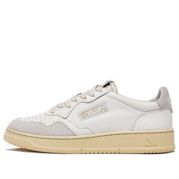 Кроссовки open low leather suede 'white' Autry, белый aolm-ce10 | white/beige