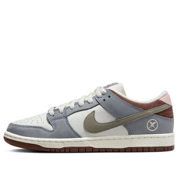 Кроссовки sb dunk low 'yuto horigome' Nike, серый fq1180-001 | grey/white-brown