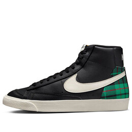 Кроссовки blazer mid '77 premium 'black green tartan plaid' Nike, черный dv0796-001 | black/stadium green/university red/pale ivory