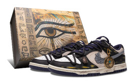 Кроссовки Nike Dunk Skateboarding Shoes Men Low-top Black/white/purple, красный fv8106-181(team73-荷鲁斯之眼 特殊鞋盒) | white/bright concord/true red/black