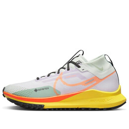 Кроссовки react pegasus trail 4 gore-tex 'barely grape total orange' Nike, белый dj7926-500 | white/gray/green