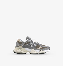 9060 Кроссовки из замши с низким верхом и вставками New Balance, белый r04425329 | slate grey offwhite