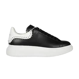 Кроссовки Alexander McQueen Oversized Sneaker 'Black Studs', черный 628017 whtqq 1071 | black studs