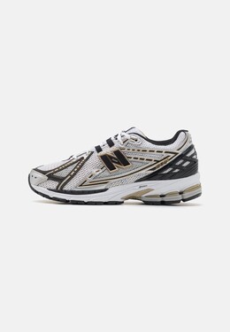 Низкие кроссовки 1906 Unisex New Balance, цвет metallic silver ne215o0ew-d11 | metallic silver