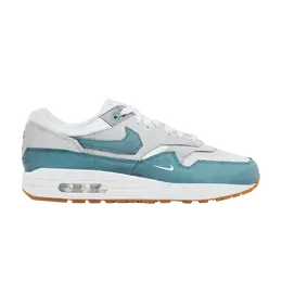 Кроссовки Nike Air Max 1 'Low Poly - Adventure Tomb Raider', зеленый hv1940 100 | white/cannon/neutral grey