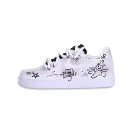 Nike Кроссовки Air Force 1 Coverage, износостойкие, легкие, низкие, для скейтбординга, белые, мужские cw2288-111(team-580涂鸦小熊) | white