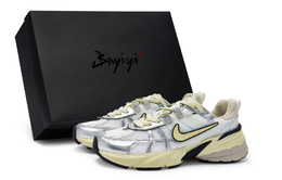 Nike V2K Бег Противоскользящие Водоотталкивающие Низкие Беговые Кроссовки для Женщин Серебристый Бежевый Белый Серебристый Бежевый Желтый, цвет White Silver Beige Yellow fd0736-100(team80-女薄荷奶咖米黄sbox) | white silver beige yellow