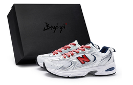 New Balance Нью Баланс 530 амортизирующие нескользящие дышащие низкие кроссовки для бега унисекс белый серебристый красный, цвет White Silver Red mr530sg(team80-男女款无糖苏打红s-box) | white silver red
