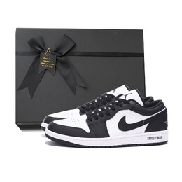 Баскетбольные кроссовки Air 1 Vintage Men Low-Touch Black White Jordan 553558-132（team384-超凡蜘蛛侠box黑下) | starburst black