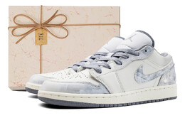 Баскетбольные кроссовки Air 1 Vintage женские с низким верхом, серебряный Jordan, серебряный 553560-053（team164-银蝶幻梦礼盒款） | silver