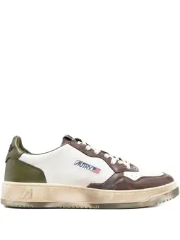 Autry logo-patch sneakers 32299203