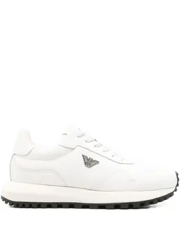 Emporio Armani logo-plaque sneakers 32087424