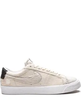 Nike SB Blazer Low "Medicom Toy 2020" sneakers 16300526