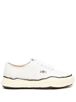 Maison Mihara Yasuhiro lace-up low-top sneakers 18706433
