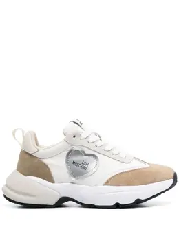 Love Moschino logo-patch panelled sneakers 19712259