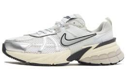 Кроссовки для бега Nike V2K Run, серебристый fd0736-100