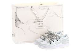 Кроссовки Nike Dunk Skateboard Shoes Women's Low-Top Gray White dh9765-100