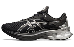 Мужские кроссовки Asics Novablast 1011b157-001