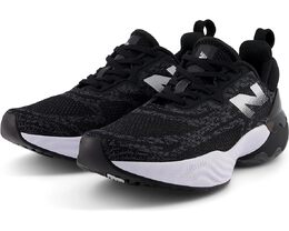 Кроссовки New Balance FuelCell Rebel TR v2, черный/белый 9917120 | black/white