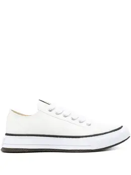 Maison Mihara Yasuhiro Yucca pointed-toe sneakers 22238736