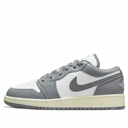 Кроссовки Jordan 1 Low, полнота D, размер US5/EUR37,5, серый 103029972380